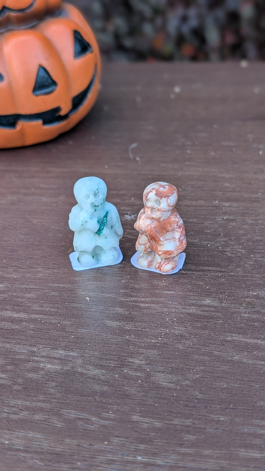 Tiny Ghostface carving